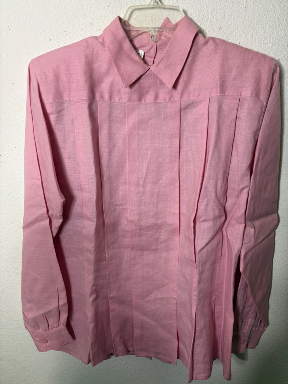 Idee Force Vintage 80  Pink Long-Sleeve Button in back with pleats 12